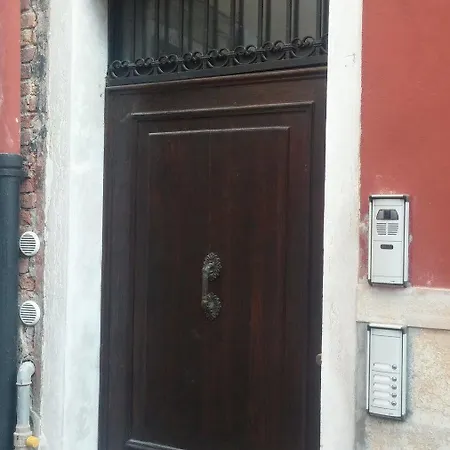 Good Wine Apartment