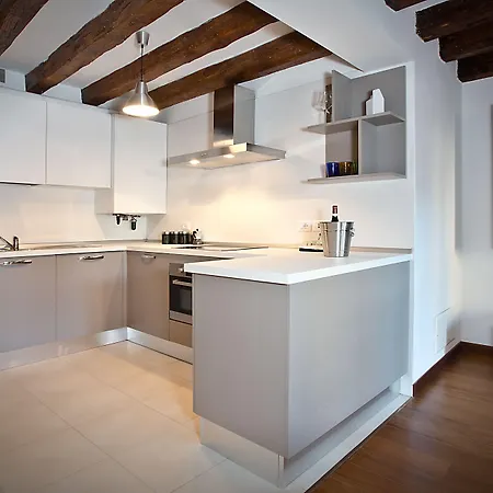 아파트 굿 와인 아파트먼츠