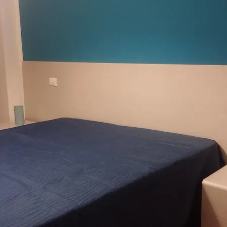 굿 와인 아파트먼츠 아파트