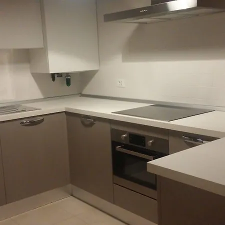 굿 와인 아파트먼츠 아파트