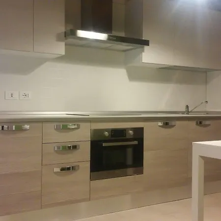 아파트 굿 와인 아파트먼츠 *