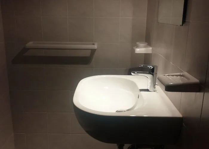 굿 와인 아파트먼츠 아파트